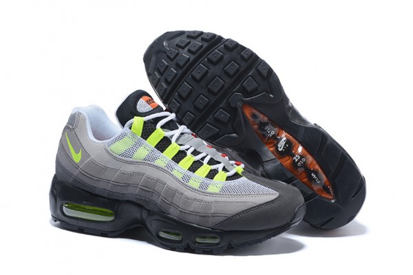 Nike Air Max 95 OG QS (W M) Blacksafety Orangevolt Running Shoes 810374-078