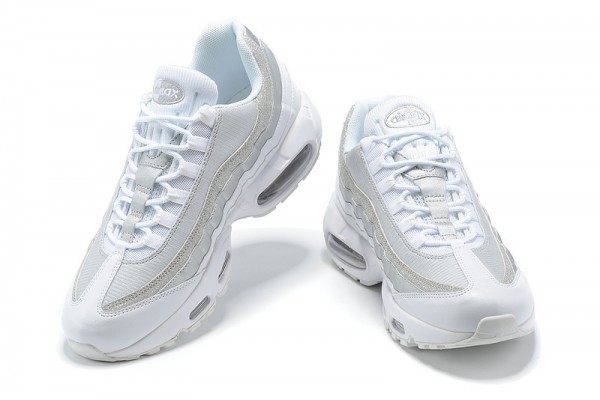 Nike Air Max 95 TT (M) White Running Shoes DH3857-100