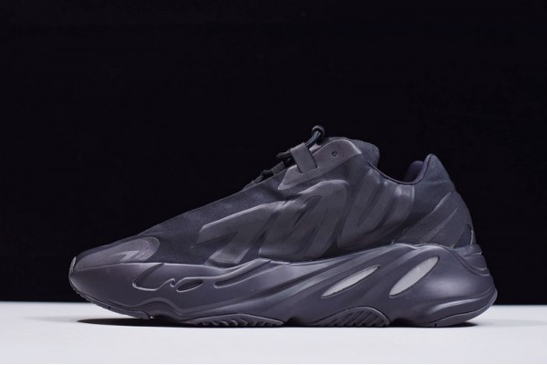 Adidas Yeezy Boost 700 MNVN "Triple Black" Triple Black FV4440