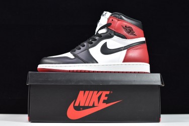 Air Jordan 1 High "Bred Toe" Black White Red 555088-610